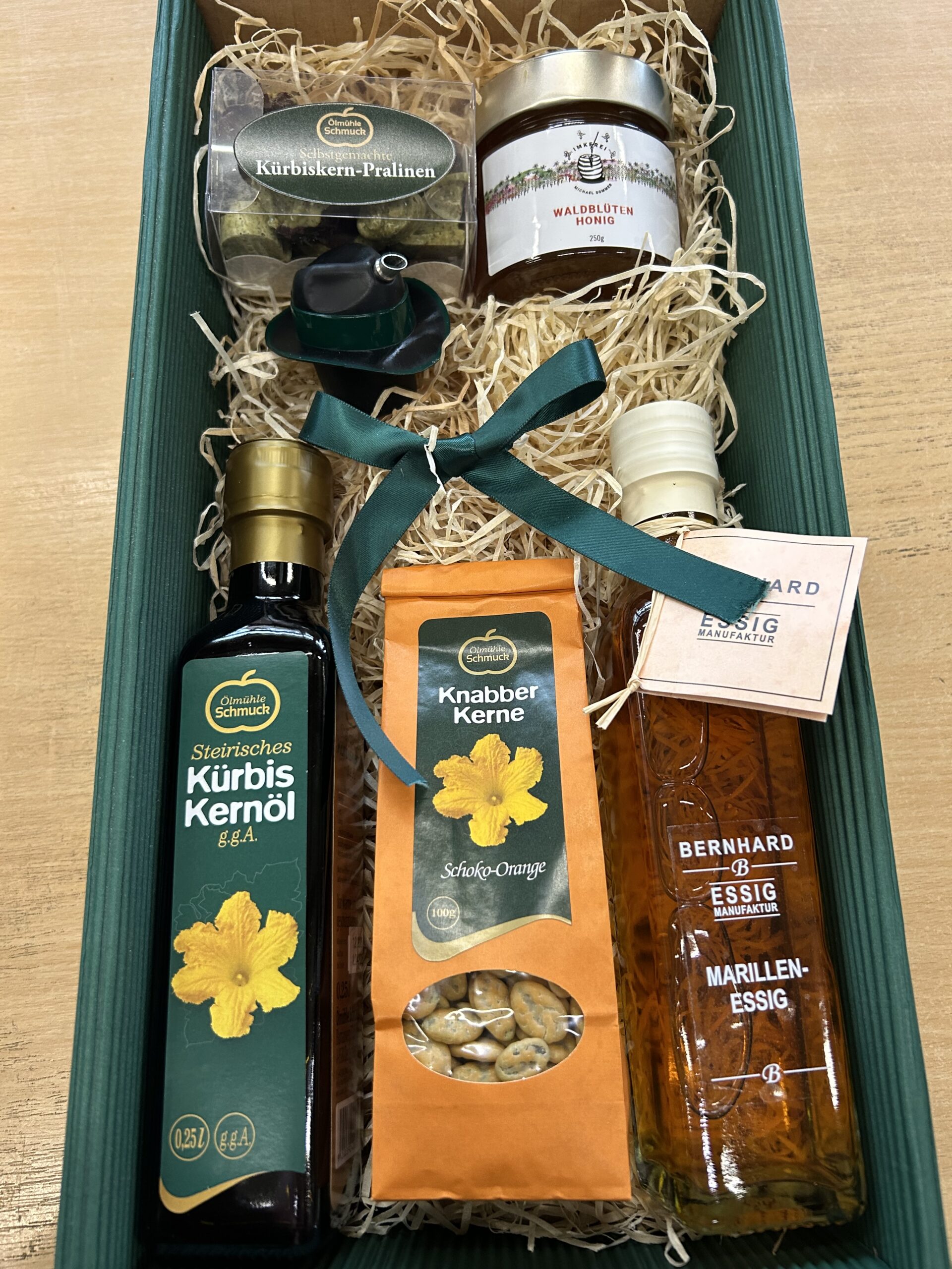 Geschenkpaket 4 (ACHTUNG: zzgl. Geschenk Kartonpreis bei Ab Hof-Abholung!)